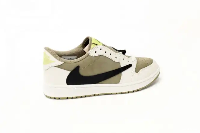 One Kick Travis Scott Golf Air 1 x Jordan Low FZ3124-200 0527